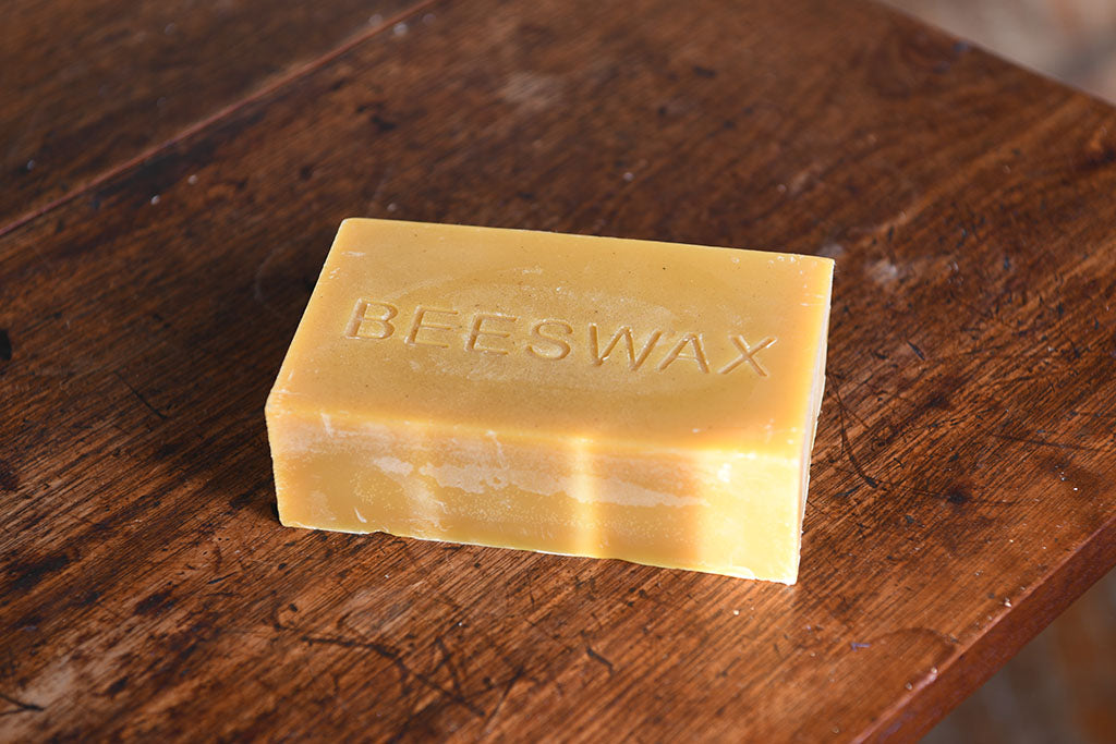 1lbs Beeswax Block